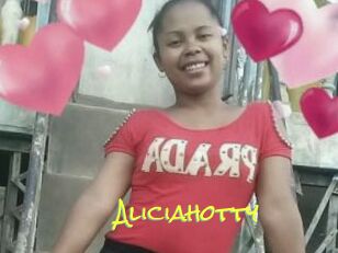 Aliciahotty