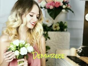 Demureee