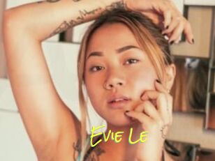 Evie_Le