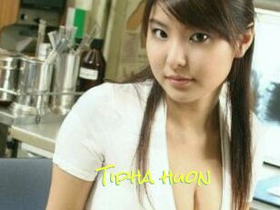 Tipha_huon